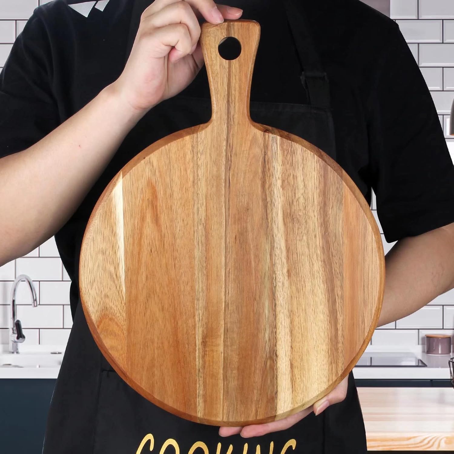 Schneidebrett aus Akazienholz Rundes Pizzabretter Holzschneidebretter Küche Fleisch Servier Brett Cheese Charcuterie Boards Hackbretter Käsebrett Schneidebretter mit Griff